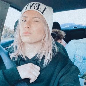 Meet your Posher, Luisa